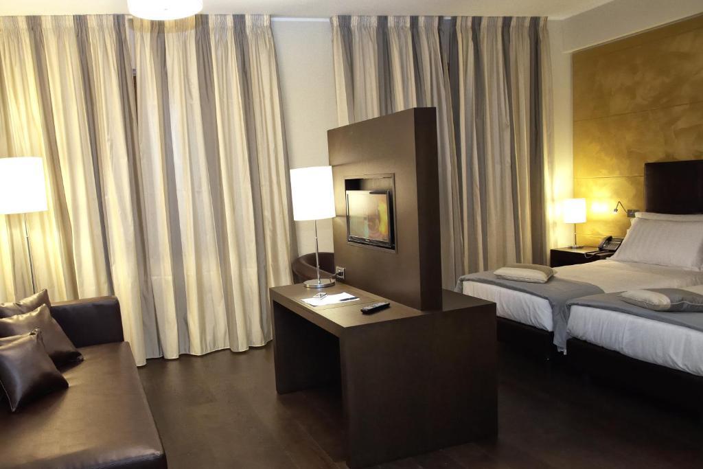 La Dimora Del Baco Hotel Л'Акуила Номер фото