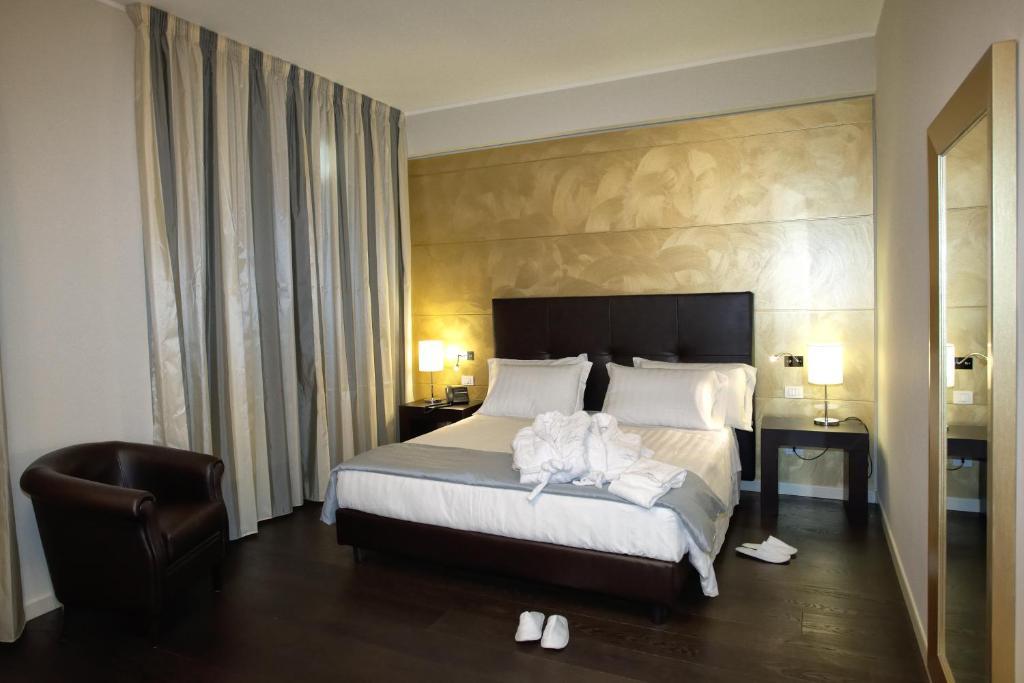 La Dimora Del Baco Hotel Л'Акуила Номер фото